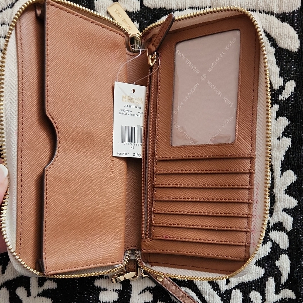 Michael Kors Beige Signature Zip-Around Wristlet Wallet with Gold Hardware - Picture 3 of 3